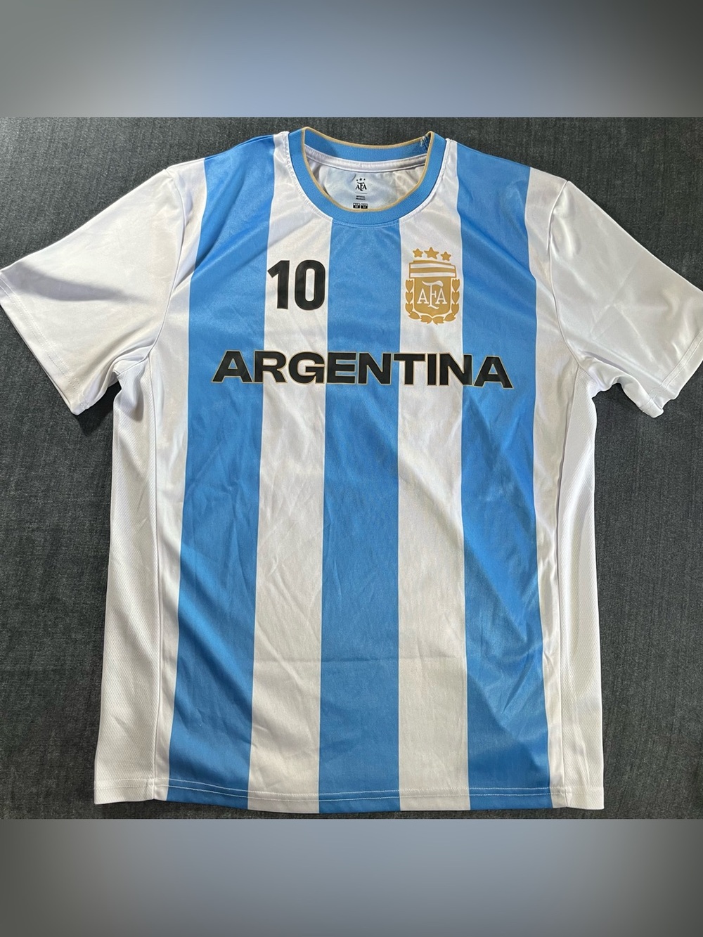 Lionel Messi #10 Argentina soccer Jersey size medium